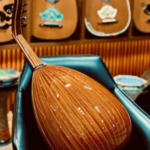 عود طراز عراقي احترافي صوته نقي جدا + ‎شهادة الضمان الذهبي + دورات تعليم وتنمية مهارات العزف لجميع المستويات مجانا